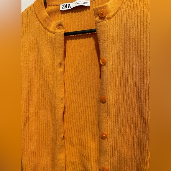 Zara Ribbed Cropped Jacket - Picture 3 of 5